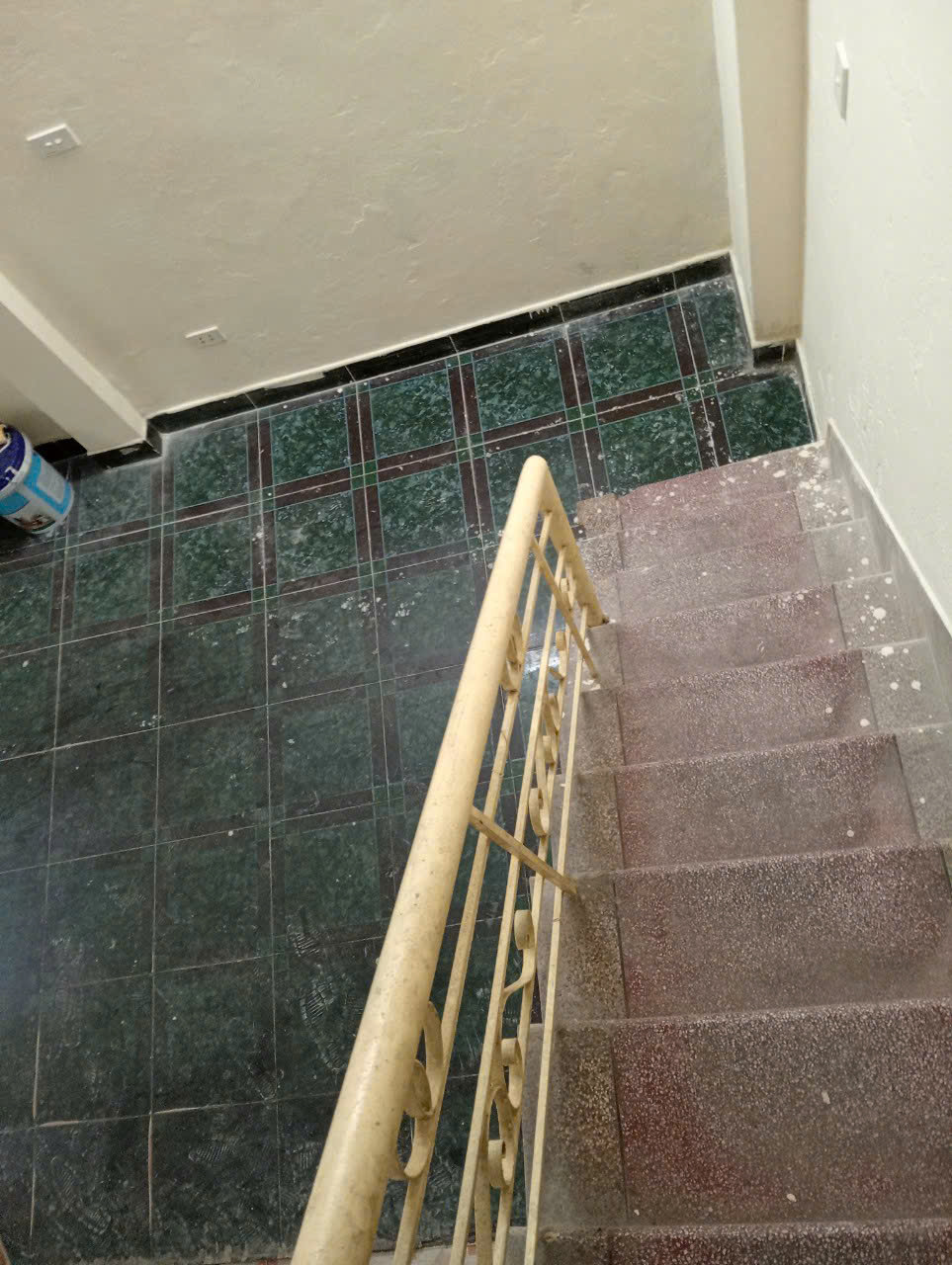 Siêu hiếm, cho thuê nhà ngõ 192 Lê Trọng Tấn 2.5 tầng x 25m2, 5 Triệu ở gđ, nhóm ít người - Ảnh 2